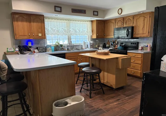 Photo 2 of Manufactured home for sale at 5200 Landview Dr, Newburgh, IN 47630 | MLS# 202636950 | Listing updated on 2026-09-09