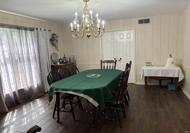 Photo 3 of Manufactured home for sale at 5200 Landview Dr, Newburgh, IN 47630 | MLS# 202636950 | Listing updated on 2026-09-09