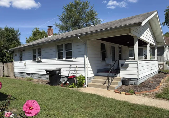 Photo 4 of Manufactured home for sale at 1721 E Donald St, South Bend, IN 46613 | MLS# 202636954 | Listing updated on 2026-09-08