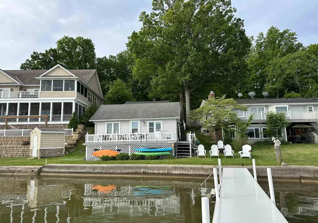 Photo 2 of Sale Pending at 2990 W Shady Side Rd, Angola, IN 46703 | MLS# 202636966 | Listing updated on 2026-09-21
