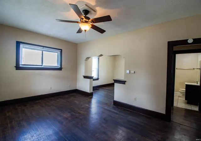 Photo 3 of Manufactured home for sale at 3315 & 3313 Igleheart Ave, Evansville, IN 47712 | MLS# 202636976 | Listing updated on 2026-09-29