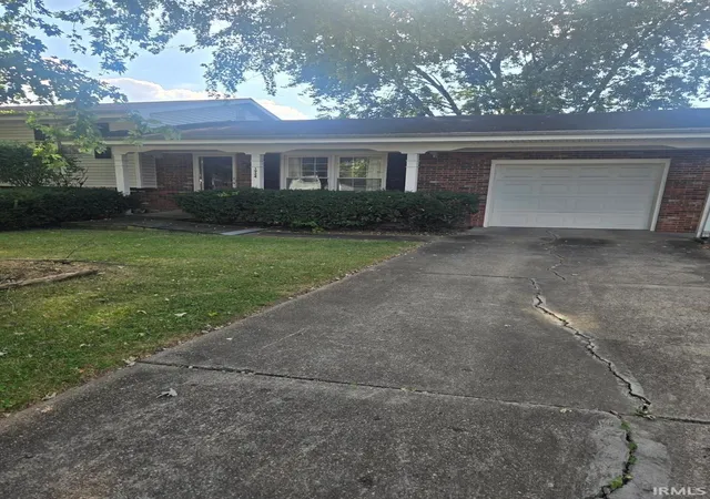 Photo 1 of Manufactured home for sale at 1924 N Iroquois Dr, Evansville, IN 47715 | MLS# 202636977 | Listing updated on 2026-09-08