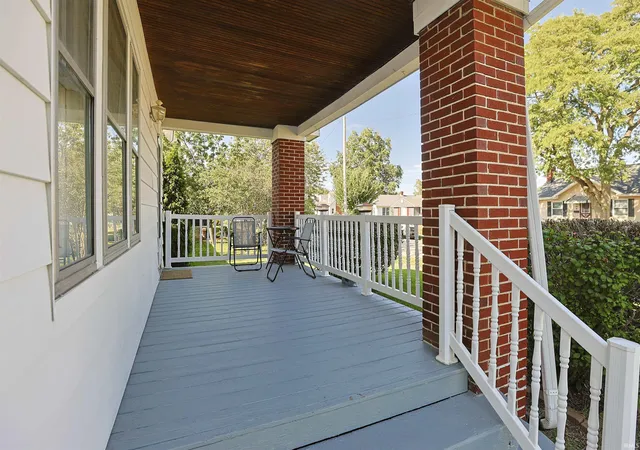 Photo 3 of Sale Pending at 1925 Berkley Pl, South Bend, IN 46616 | MLS# 202636980 | Listing updated on 2026-09-16