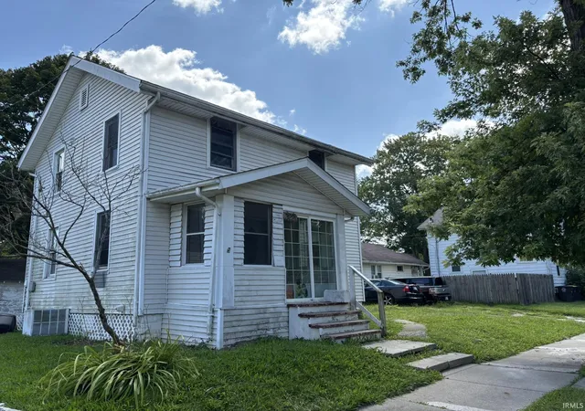 Manufactured home for sale at 3221 Euclid Ave, Fort Wayne, IN 46806 | MLS# 202636988