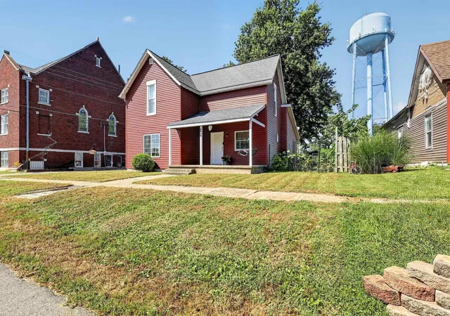 Photo 2 of Manufactured home for sale at 205 E Benton St, Oxford, IN 47971 | MLS# 202636995 | Listing updated on 2026-09-17