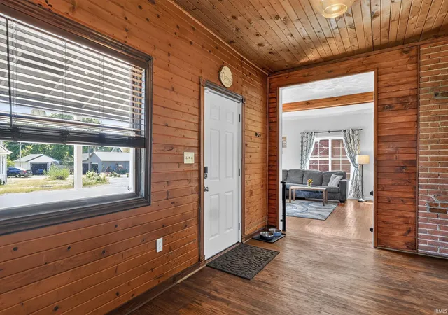 Photo 3 of Manufactured home for sale at 205 E Benton St, Oxford, IN 47971 | MLS# 202636995 | Listing updated on 2026-09-17