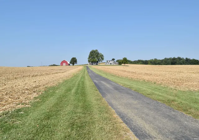 Photo 3 of Sale Pending at 1775 S Stierly Rd, Mount Vernon, IN 47620 | MLS# 202636999 | Listing updated on 2026-09-13