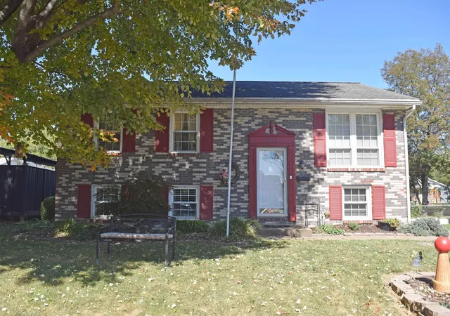 Photo 1 of Manufactured home for sale at 811 Hartford Ct, Evansville, IN 47710 | MLS# 202637008 | Listing updated on 2026-10-14