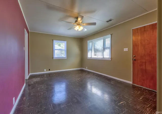 Photo 3 of Sale Pending at 3804 Stratford Rd, Evansville, IN 47710 | MLS# 202637011 | Listing updated on 2026-09-14