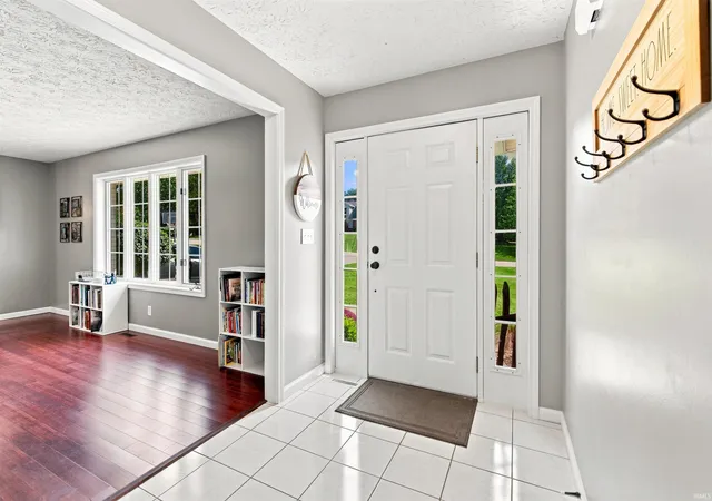 Photo 2 of Manufactured home for sale at 1708 Wycliffe Dr, Lafayette, IN 47905 | MLS# 202637031 | Listing updated on 2026-09-22
