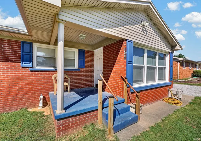 Photo 4 of Manufactured home for sale at 1908 E Taylor Dr, Princeton, IN 47670 | MLS# 202637041 | Listing updated on 2026-10-05
