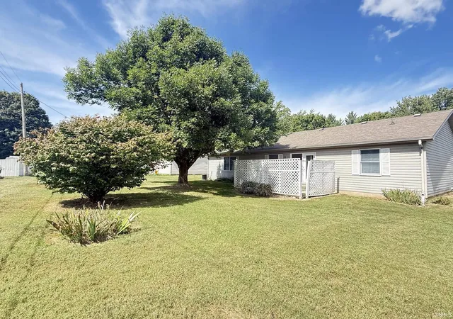 Photo 3 of Manufactured home for sale at 309 Washington Blvd, Flora, IN 46929 | MLS# 202637042 | Listing updated on 2026-09-08