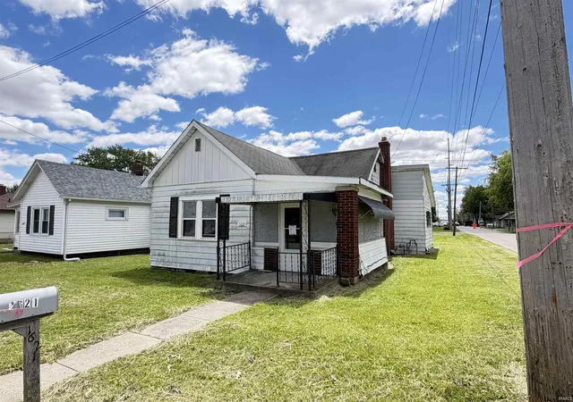 Manufactured home for sale at 1621 W 16th Street, Muncie, IN 47302 | MLS# 202637046
