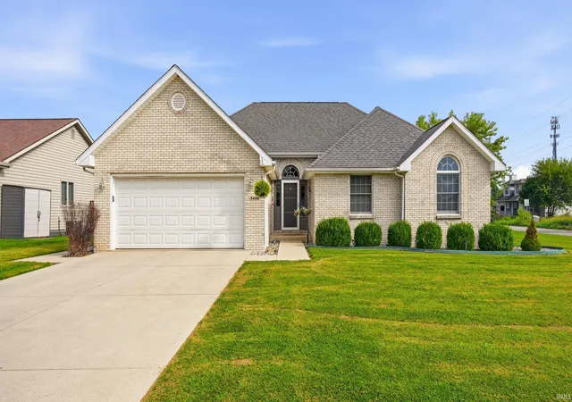 Photo 1 of Sale Pending at 5400 W Blaire Dr, Muncie, IN 47304 | MLS# 202637047 | Listing updated on 2026-09-15