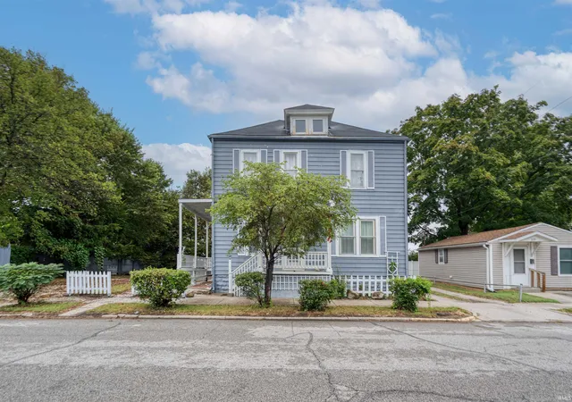 Photo 3 of Manufactured home for sale at 227 S 7th Street, Vincennes, IN 47591 | MLS# 202637057 | Listing updated on 2026-10-07