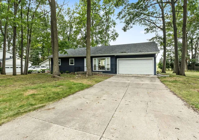 Photo 2 of Manufactured home for sale at 1003 Hickory Hl Dr, Angola, IN 46703 | MLS# 202637070 | Listing updated on 2026-09-09