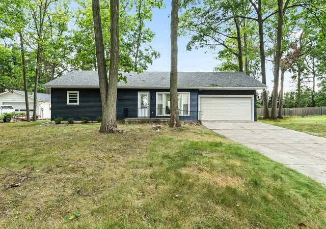 Photo 3 of Manufactured home for sale at 1003 Hickory Hl Dr, Angola, IN 46703 | MLS# 202637070 | Listing updated on 2026-09-09