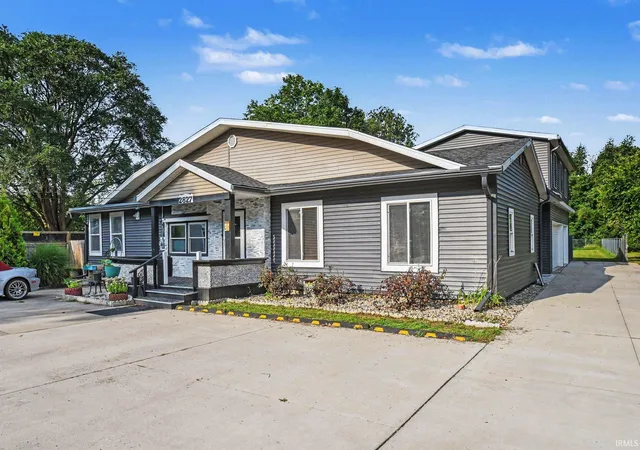 Photo 2 of Manufactured home for sale at 2827 Edwardsburg Ave, Elkhart, IN 46514 | MLS# 202637071 | Listing updated on 2026-09-16