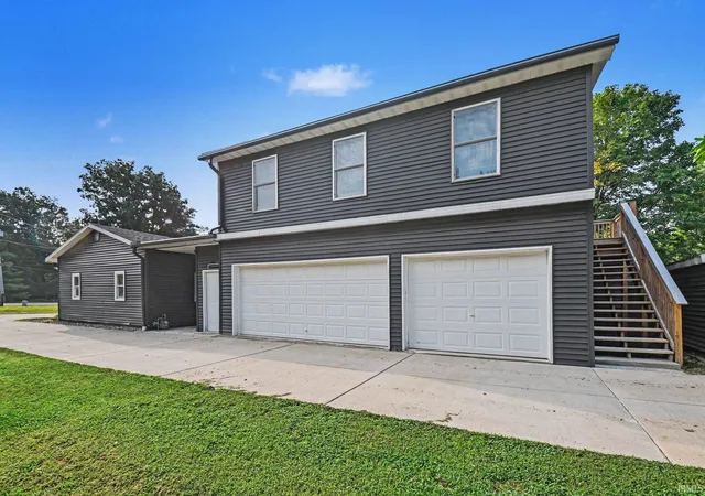 Photo 3 of Manufactured home for sale at 2827 Edwardsburg Ave, Elkhart, IN 46514 | MLS# 202637071 | Listing updated on 2026-09-16