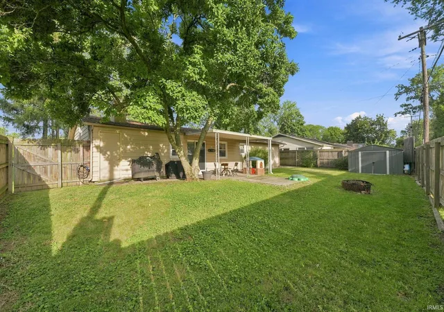 Photo 2 of Sale Pending at 616 Reed Rd, Fort Wayne, IN 46815 | MLS# 202637072 | Listing updated on 2026-09-12