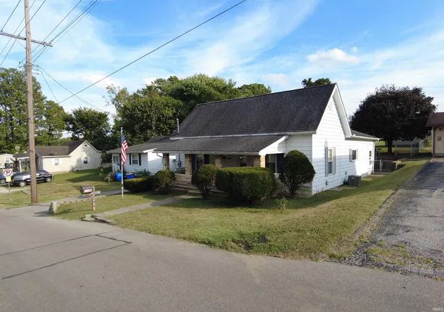 Photo 3 of Manufactured home for sale at 1736 25th Street, Bedford, IN 47421 | MLS# 202637073 | Listing updated on 2026-09-13
