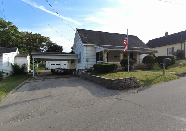 Photo 3 of Manufactured home for sale at 1736 25th Street, Bedford, IN 47421 | MLS# 202637073 | Listing updated on 2026-09-13
