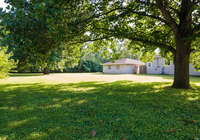 Photo 4 of Manufactured home for sale at 220 E Stephenson St, Marion, IN 46952 | MLS# 202637074 | Listing updated on 2026-09-09