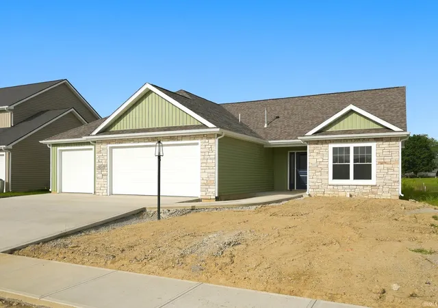 Photo 1 of Manufactured home for sale at 12749 Towcester Ct, Fort Wayne, IN 46818 | MLS# 202637082 | Listing updated on 2026-09-14