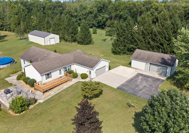 Photo 1 of Manufactured home for sale at 12330 County Rd 4 St, Middlebury, IN 46540 | MLS# 202637090 | Listing updated on 2026-09-15