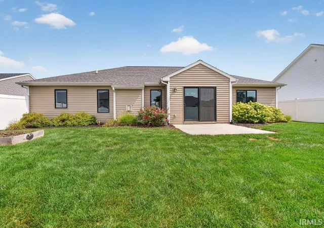 Photo 4 of Sale Pending at 14097 Hilders Ct, Fort Wayne, IN 46845 | MLS# 202637098 | Listing updated on 2026-09-15