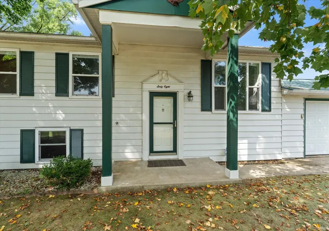 Photo 2 of Manufactured home for sale at 68 Sunnycrest Dr, Osceola, IN 46561 | MLS# 202637116 | Listing updated on 2026-09-16