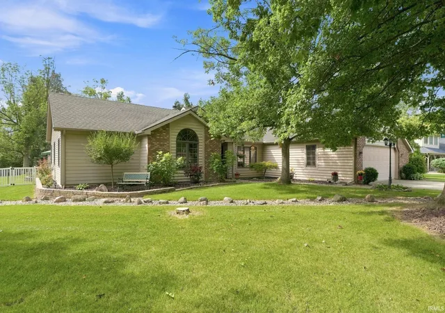 Photo 1 of Manufactured home for sale at 2598 E Maple Dr, Bluffton, IN 46714 | MLS# 202637120 | Listing updated on 2026-09-09