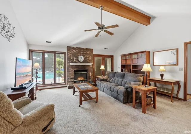 Photo 3 of Manufactured home for sale at 2598 E Maple Dr, Bluffton, IN 46714 | MLS# 202637120 | Listing updated on 2026-09-09