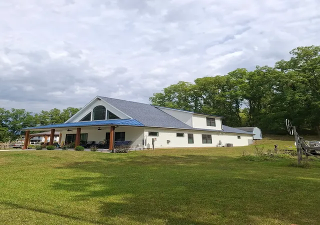 Photo 2 of Sale Pending at 40 Ln 240 Lake Gage, Angola, IN 46703 | MLS# 202637122 | Listing updated on 2026-09-09