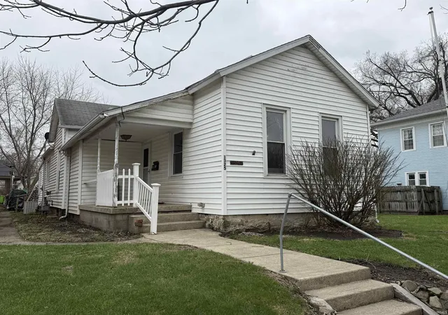 Photo 2 of Sale Pending at 1325 E Market St, Logansport, IN 46947 | MLS# 202637133 | Listing updated on 2026-09-09
