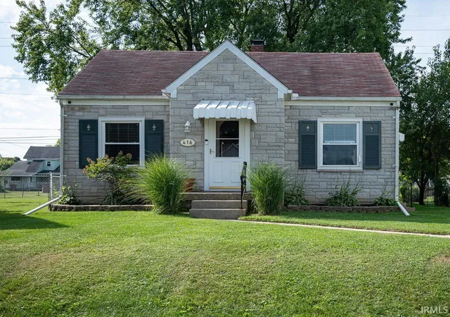 Manufactured home for sale at 416 E North St, Winchester, IN 47394 | MLS# 202637139