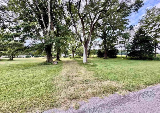 Photo 1 of Sale Pending at 1571 W 400 South, Winamac, IN 46996 | MLS# 202637140 | Listing updated on 2026-09-23