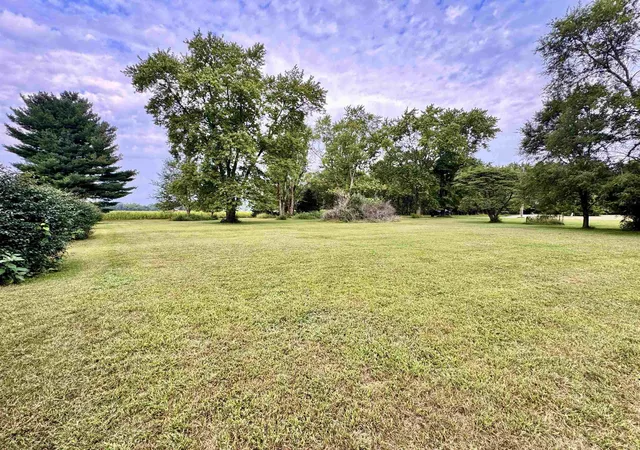 Photo 2 of Sale Pending at 1571 W 400 South, Winamac, IN 46996 | MLS# 202637140 | Listing updated on 2026-09-23
