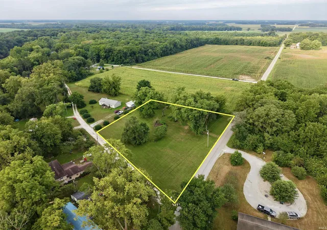 Photo 3 of Sale Pending at 1571 W 400 South, Winamac, IN 46996 | MLS# 202637140 | Listing updated on 2026-09-23