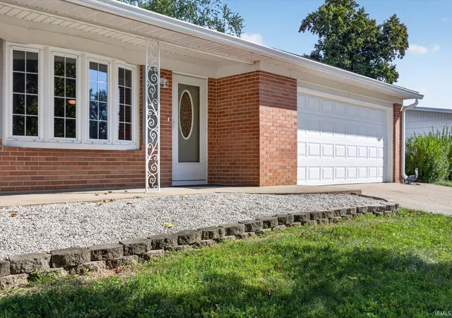 Photo 4 of Manufactured home for sale at 4154 W Daniel Ave, Bloomington, IN 47403 | MLS# 202637142 | Listing updated on 2026-09-09