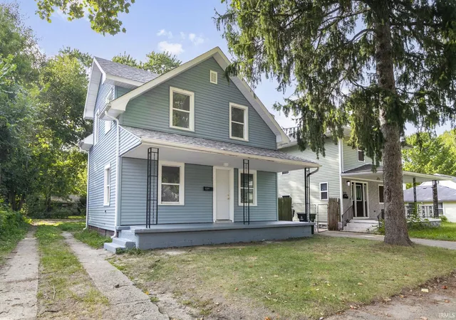 Photo 1 of Manufactured home for sale at 1129 Huey St, South Bend, IN 46628 | MLS# 202637147 | Listing updated on 2026-10-04