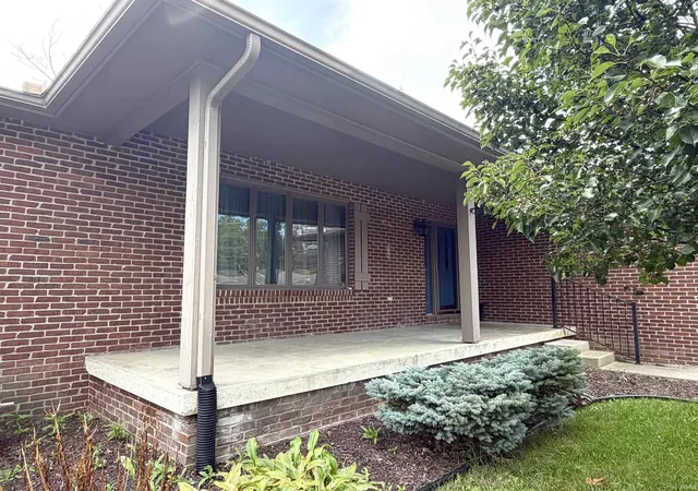 Photo 1 of Manufactured home for sale at 211 Harrison Ct, Greentown, IN 46936 | MLS# 202637153 | Listing updated on 2026-09-10