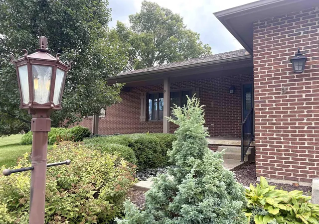 Photo 2 of Manufactured home for sale at 211 Harrison Ct, Greentown, IN 46936 | MLS# 202637153 | Listing updated on 2026-09-10