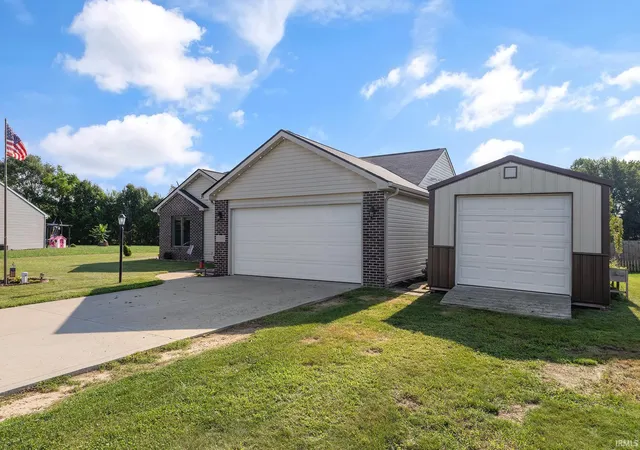 Photo 3 of Manufactured home for sale at 57946 Nana Ln, Goshen, IN 46528 | MLS# 202637157 | Listing updated on 2026-09-28