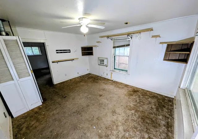 Photo 3 of Sale Pending at 234 S 35th Street, South Bend, IN 46615 | MLS# 202637164 | Listing updated on 2026-09-19