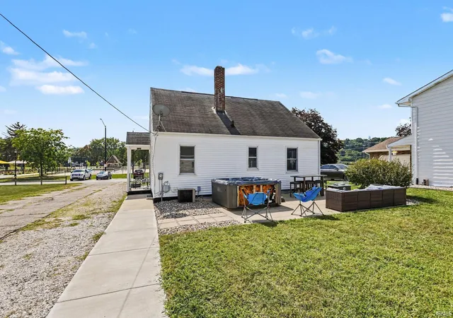 Photo 1 of Manufactured home for sale at 610 W 15th Street, Mishawaka, IN 46544 | MLS# 202637170 | Listing updated on 2026-09-09