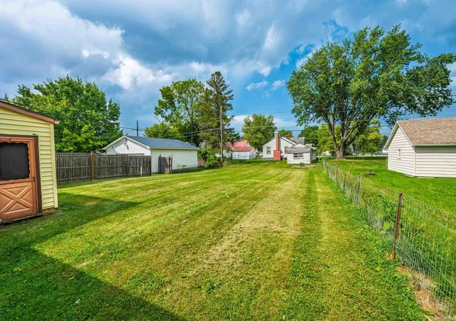 Photo 4 of Manufactured home for sale at 1810 E 22nd Street, Muncie, IN 47302 | MLS# 202637174 | Listing updated on 2026-09-09