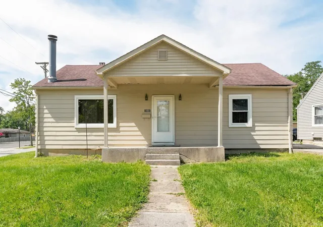 Photo 1 of Manufactured home for sale at 1901 Poinsette Dr, Fort Wayne, IN 46808 | MLS# 202637178 | Listing updated on 2026-09-16