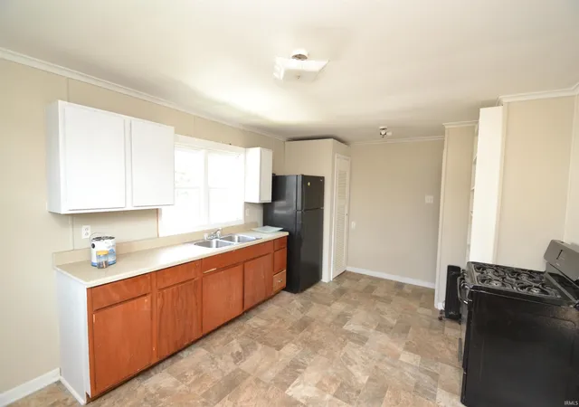 Photo 3 of Manufactured home for sale at 404 N Main St #a, Tipton, IN 46072 | MLS# 202637179 | Listing updated on 2026-09-09