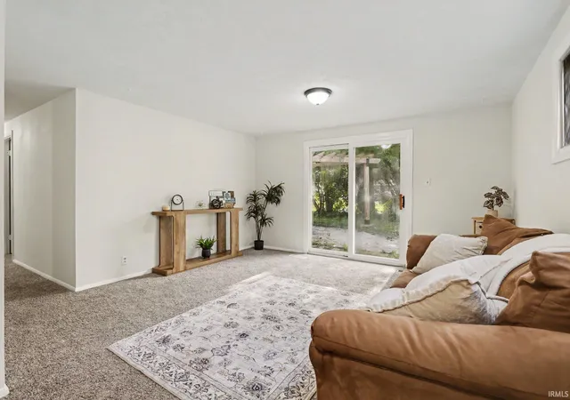 Photo 3 of Manufactured home for sale at 1741 Kessler Blvd, South Bend, IN 46616 | MLS# 202637183 | Listing updated on 2026-09-17